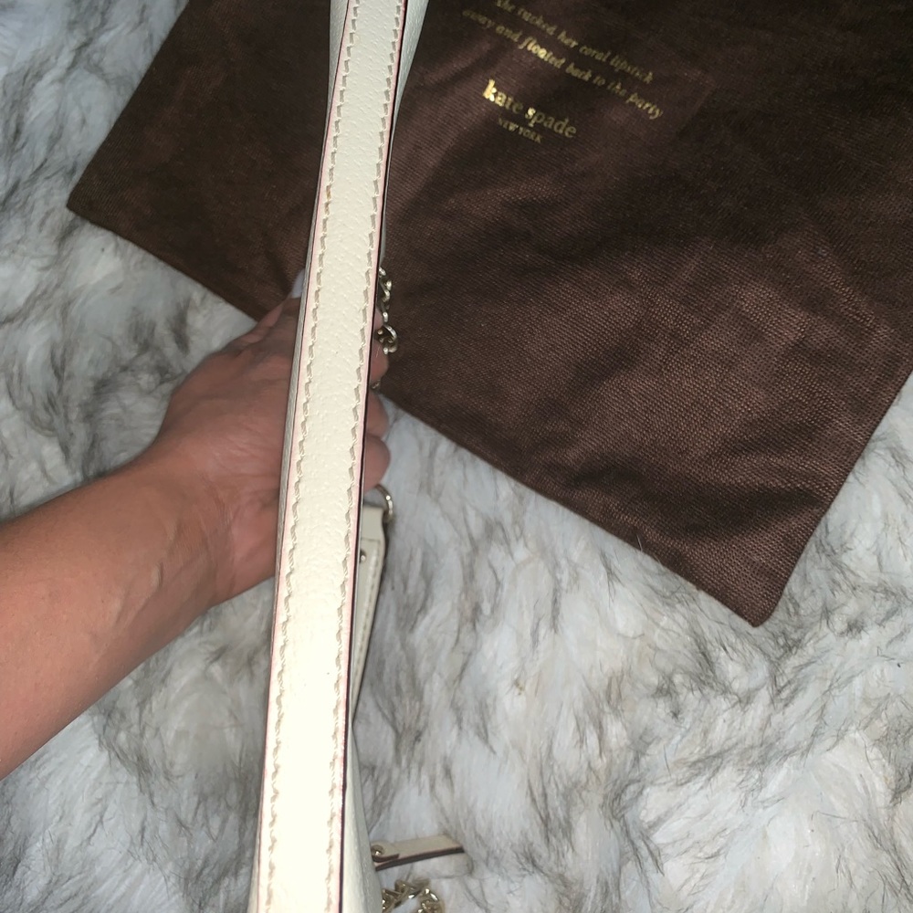 Kate spades hand bag